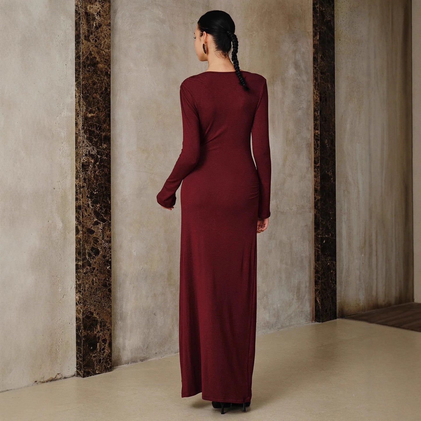 Fashion Elegant Burgundy Long Dress With Metal Accessories, Slim Fit