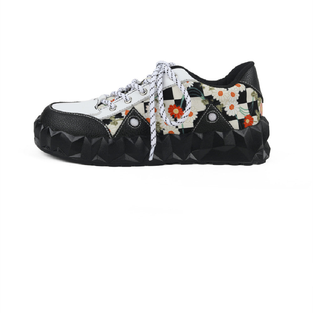 Scarpe traspiranti alla moda con motivo floreale in gelatina