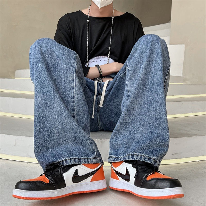 Jeans larghi e dritti da strada