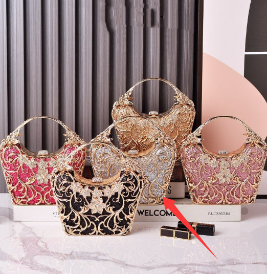 Borsa da banchetto lucida con pochette da festa traforata