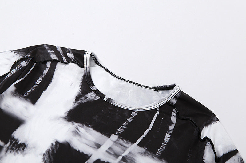 T-shirt imprimé à col rond, coupe ajustée