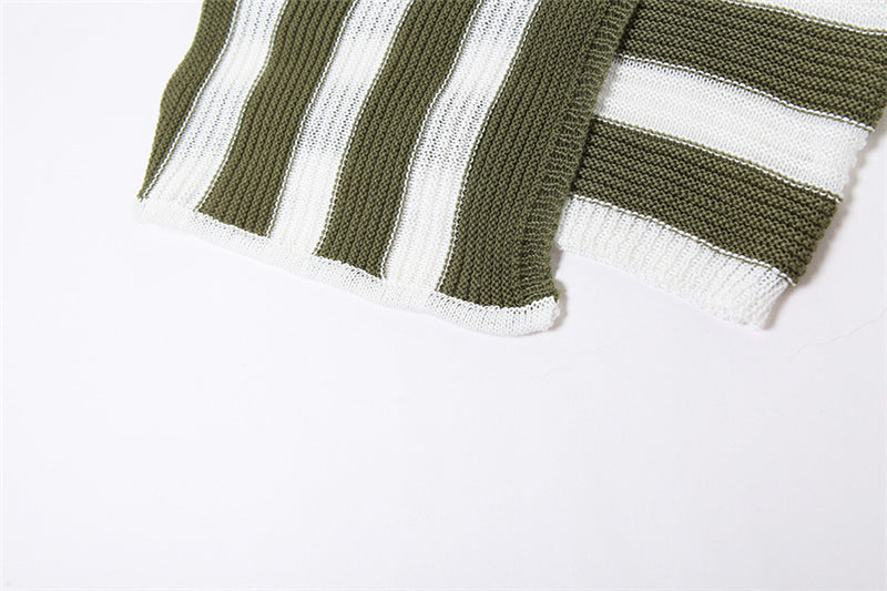 Completo con gonna a tubino a righe a contrasto, a maniche corte e colletto polo