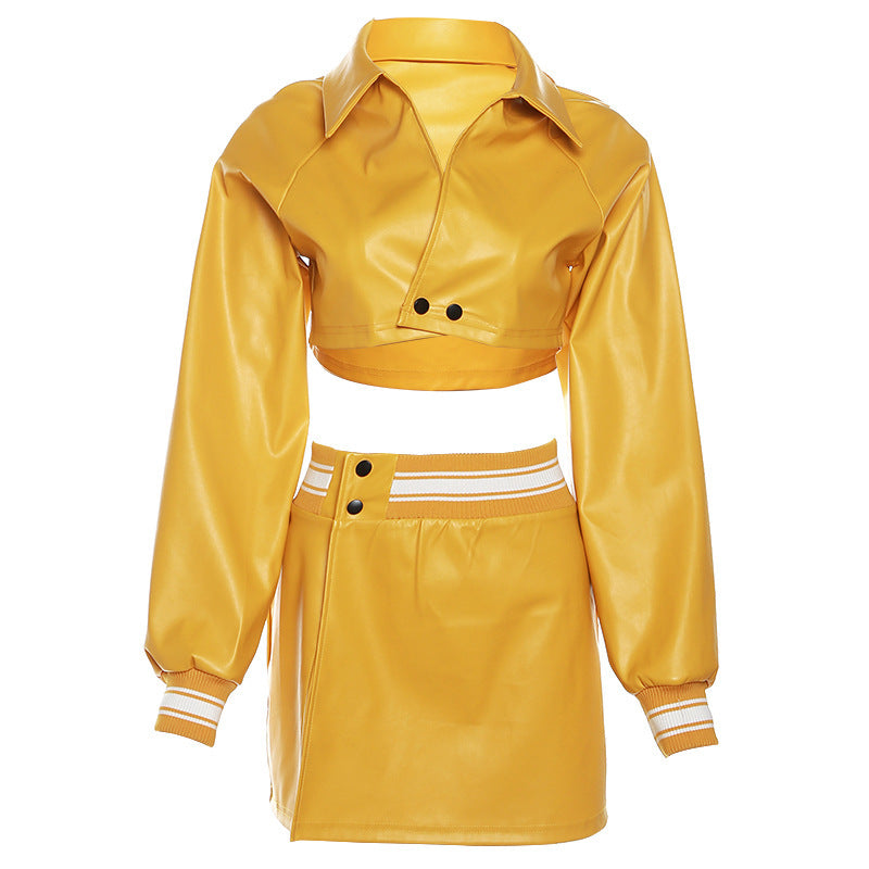 Completo gonna a vita alta con cintura sui fianchi in similpelle tinta unita alla moda