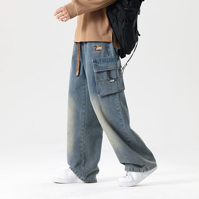 Jeans cargo dritti con lavaggio alla moda