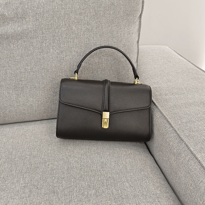 Sac bandoulière vintage en cuir de vache pour femme, design spécial