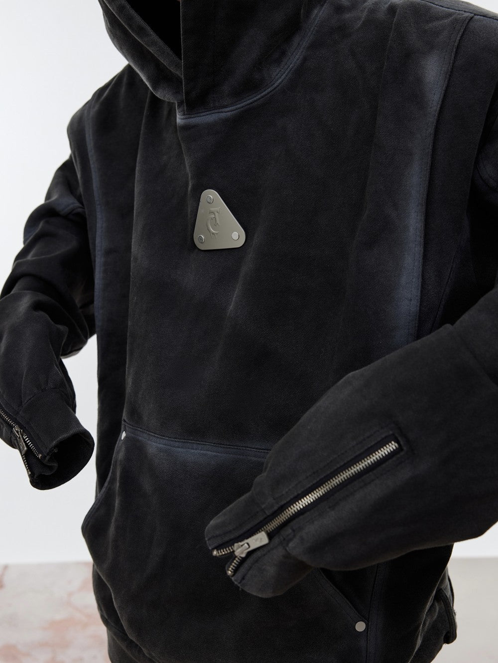 Sweat à capuche gris délavé pour homme