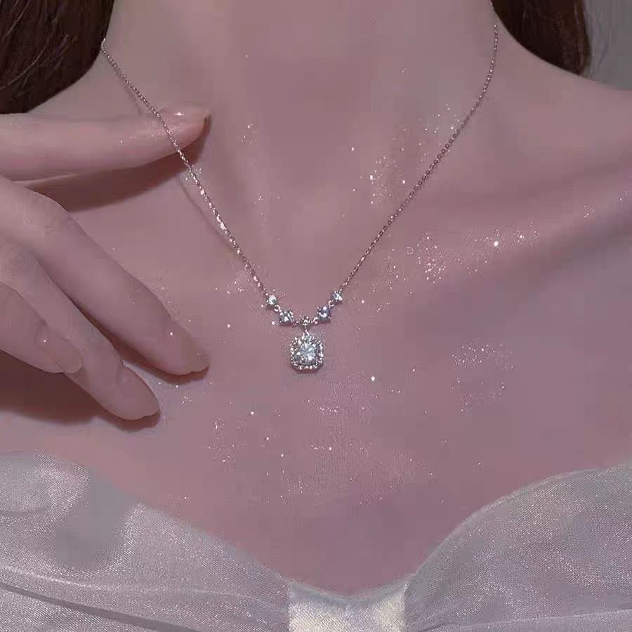 Collier en argent sterling orné de diamants brillants pour femme - Design original