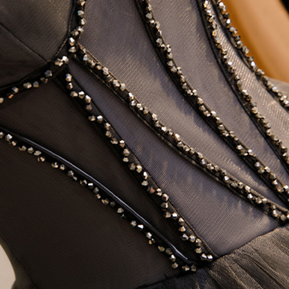 Robe d'anniversaire élégante à bretelles