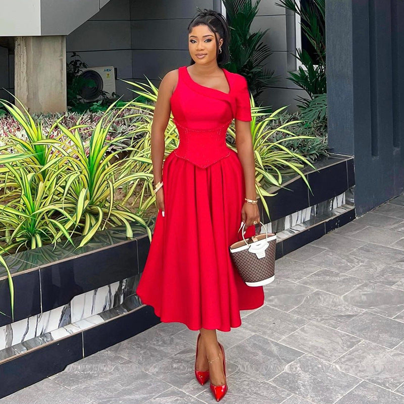 Nuovo abito da donna con colletto diagonale e cintura in vita