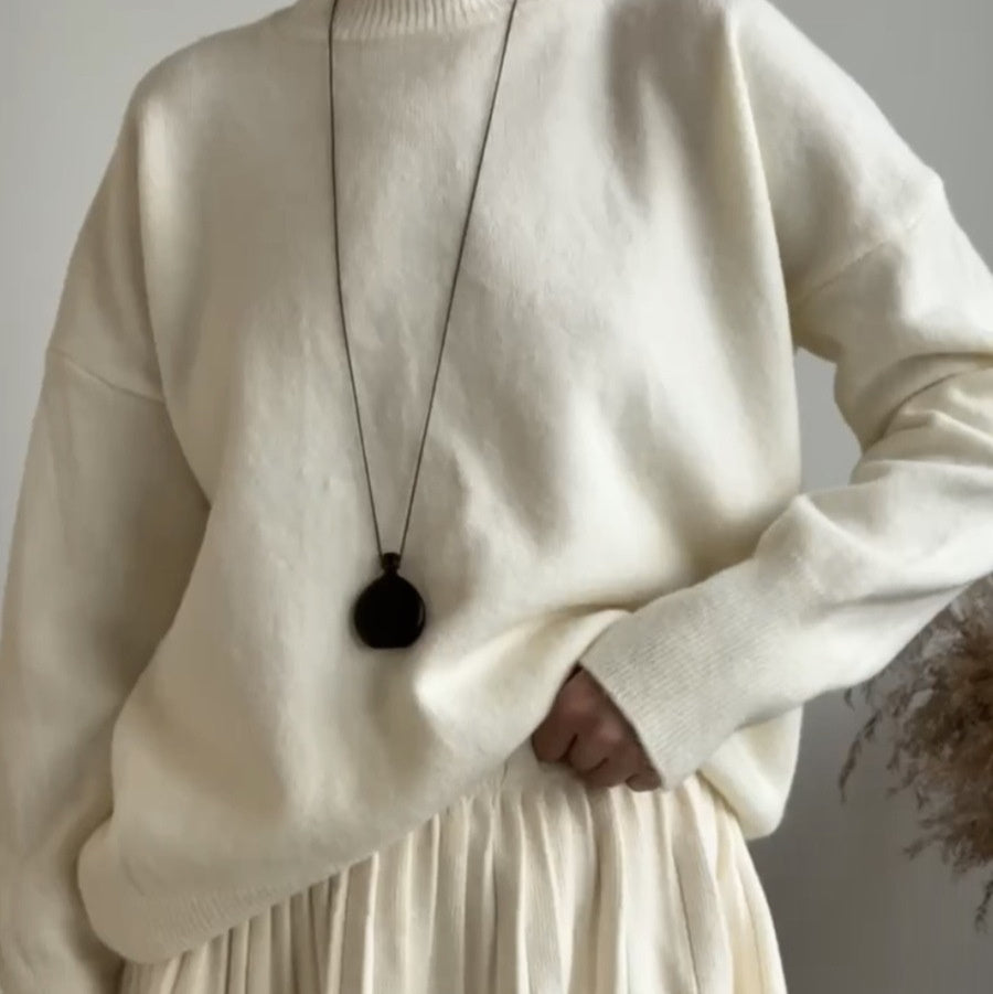 Solid Color Round Neck Sweater Pleated Skirt Suit Fashion Skirt