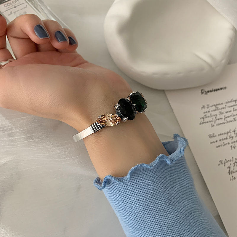 Braccialetto di cristallo da donna, design unico, retrò, leggero, moda di lusso, gioielli popolari