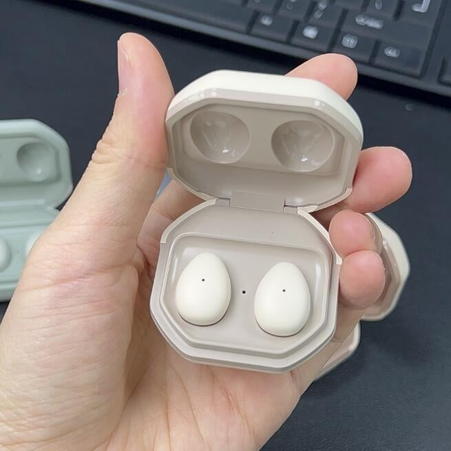 Auricolare Bluetooth Batteria a lunghissima durata Buona qualità del suono