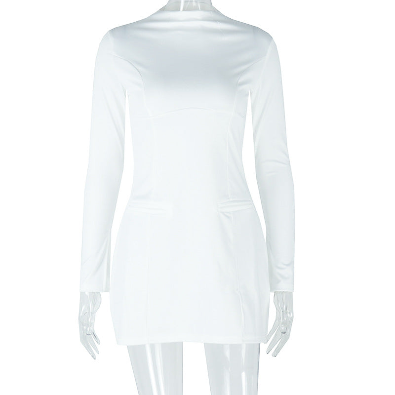 Robe trapèze à manches longues et taille cintrée