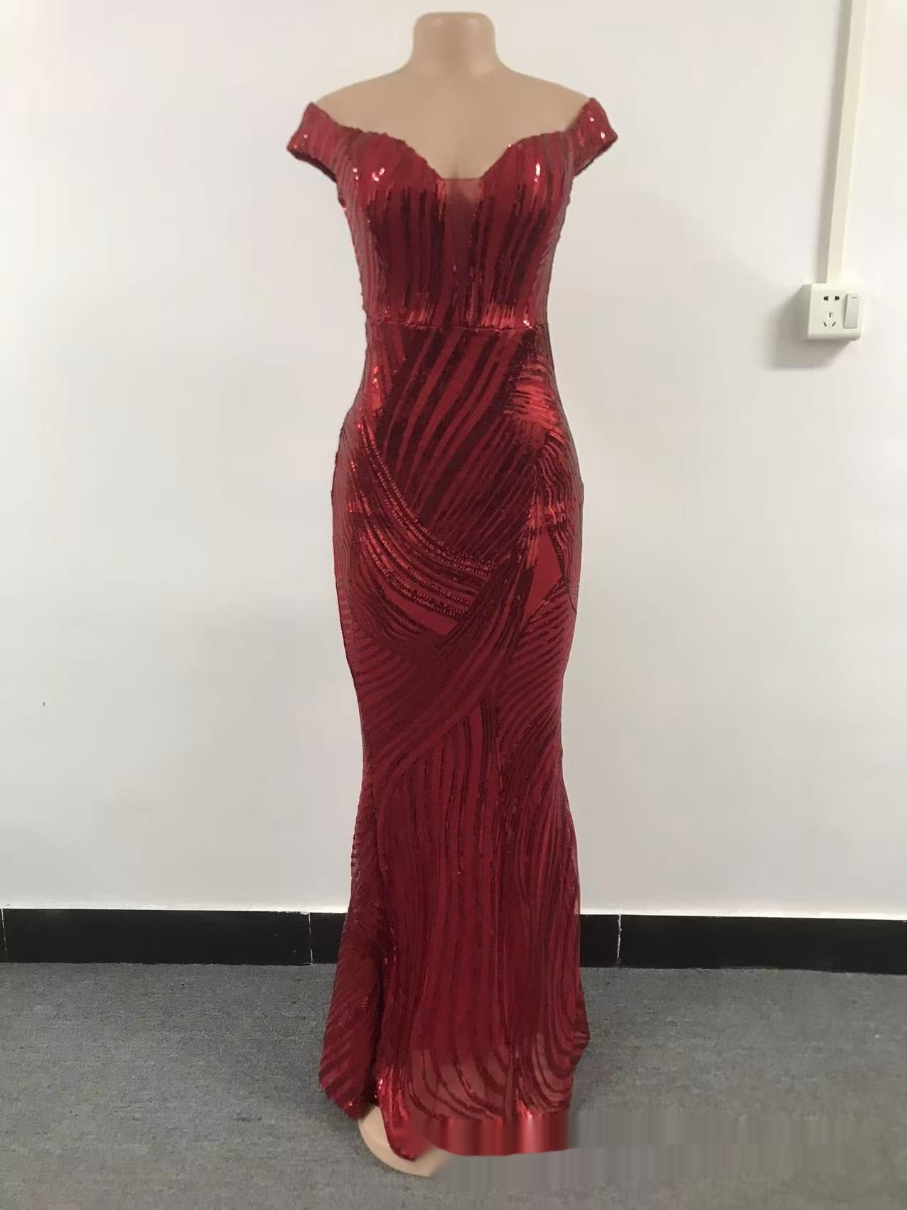 Fashion Off-shoulder Mesh Slim Fit Dress