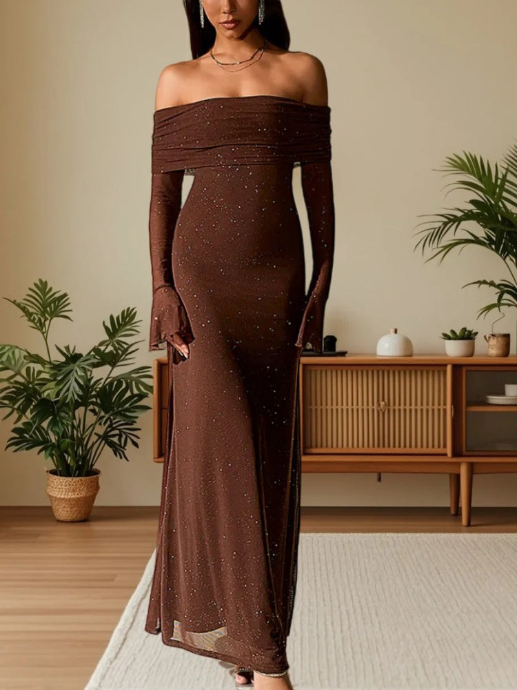 Robe moulante à col dénudé, style tendance et élégante