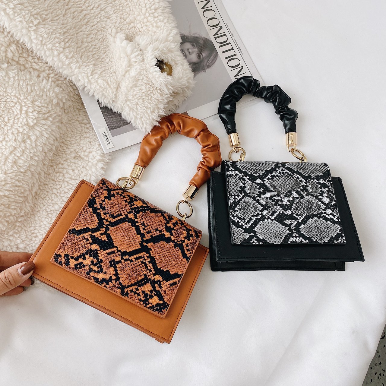 Trendy Ladies One-shoulder Diagonal Handbag