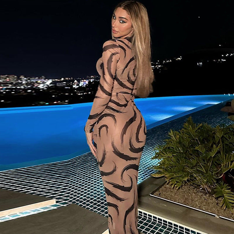 Robe fourreau sexy à col rond et manches longues