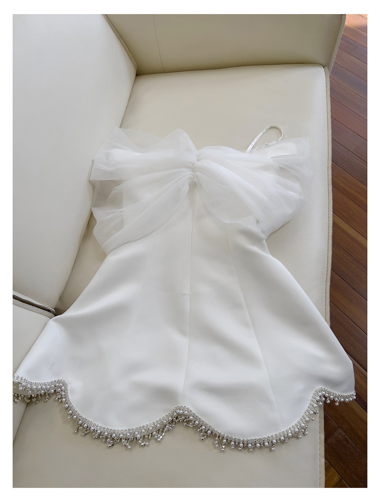 Three-dimensional Flower Mesh Pleating Sleeve Sling Light Luxury Dress