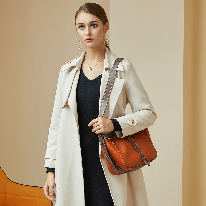 Sac diagonal à une épaule en cuir de vache souple avec sous-aisselles à blocs de couleurs