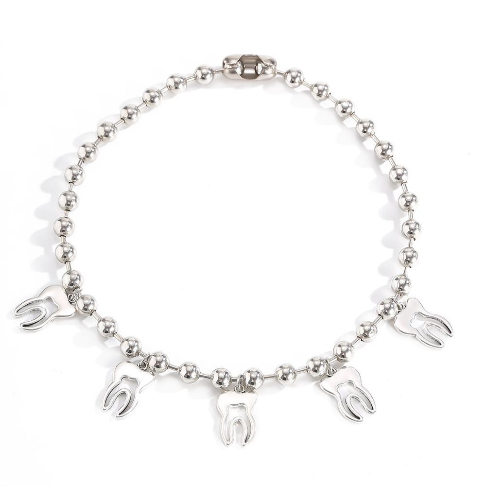 Collier de costume multicouche