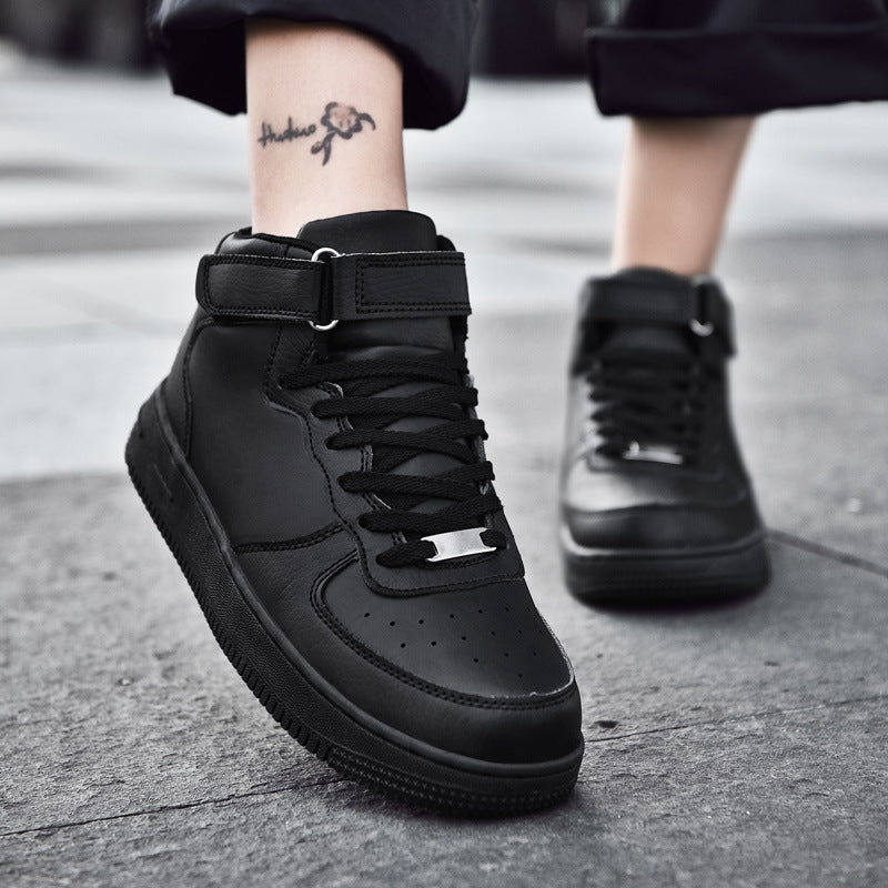 Men's casual sports shoes