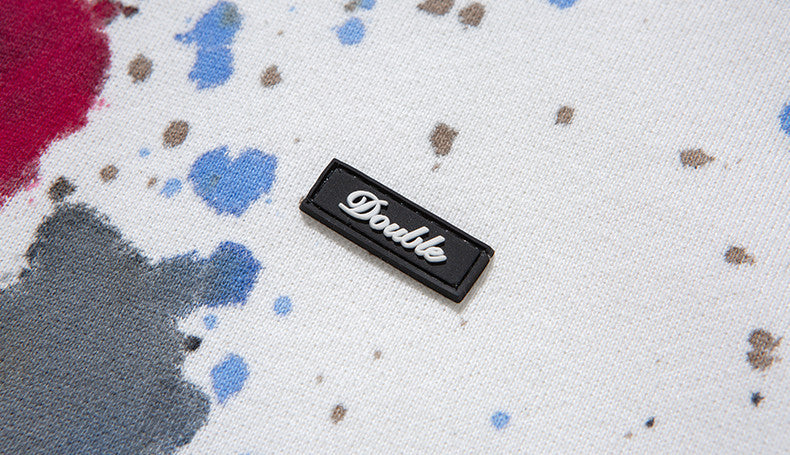 Sweat-shirt avec des éclaboussures d'encre