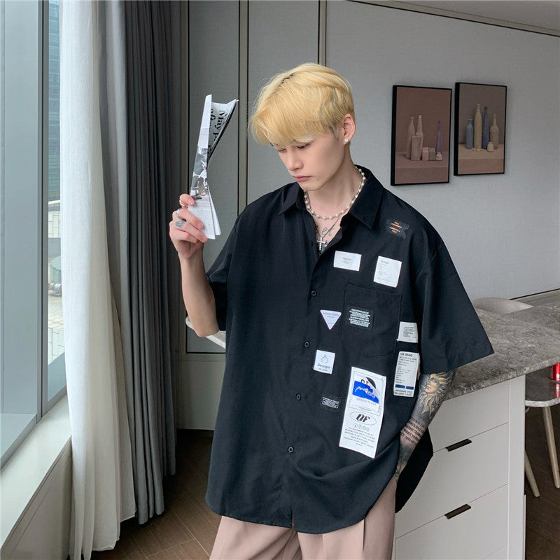 Chemise à manches courtes avec étiquette personnalisée