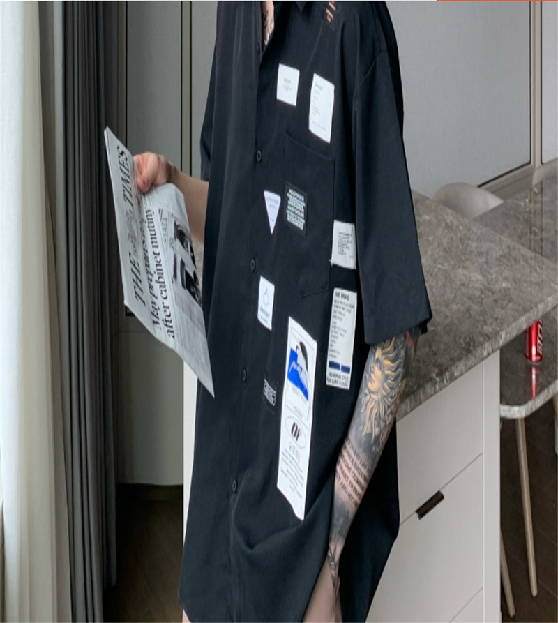 Chemise à manches courtes avec étiquette personnalisée