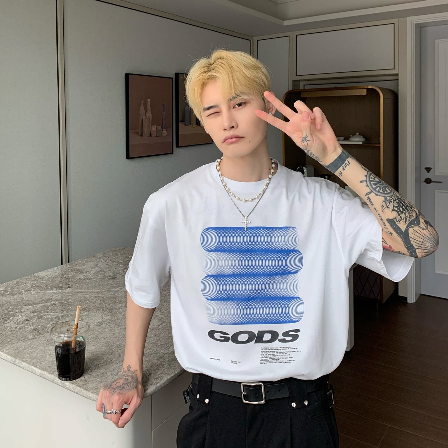 T-shirt homme polyvalent et décontracté pour couple, style décontracté, col rond, manches courtes, coupe trapèze, pour l'été.