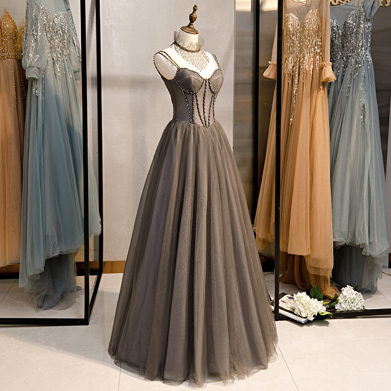 Robe d'anniversaire élégante à bretelles