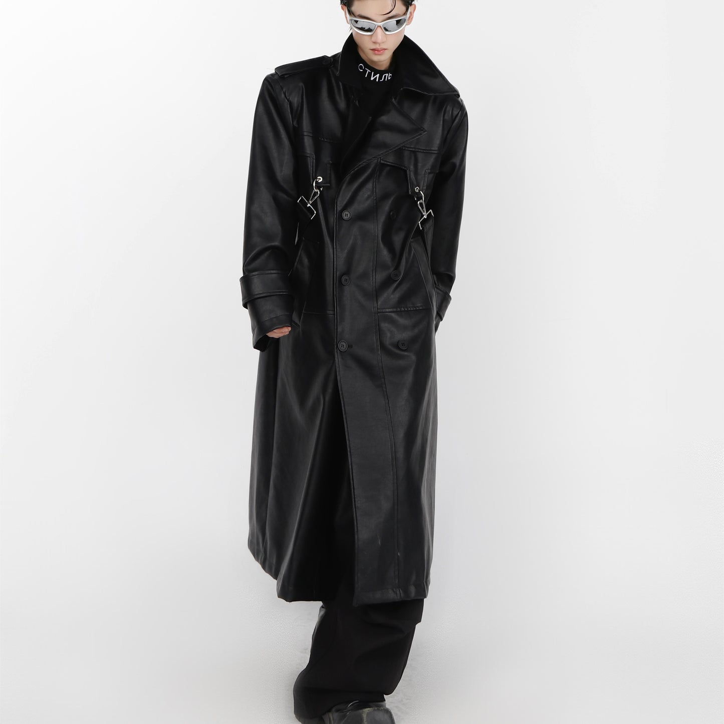 Manteau à épaulettes rembourrées en cuir patchwork double couche