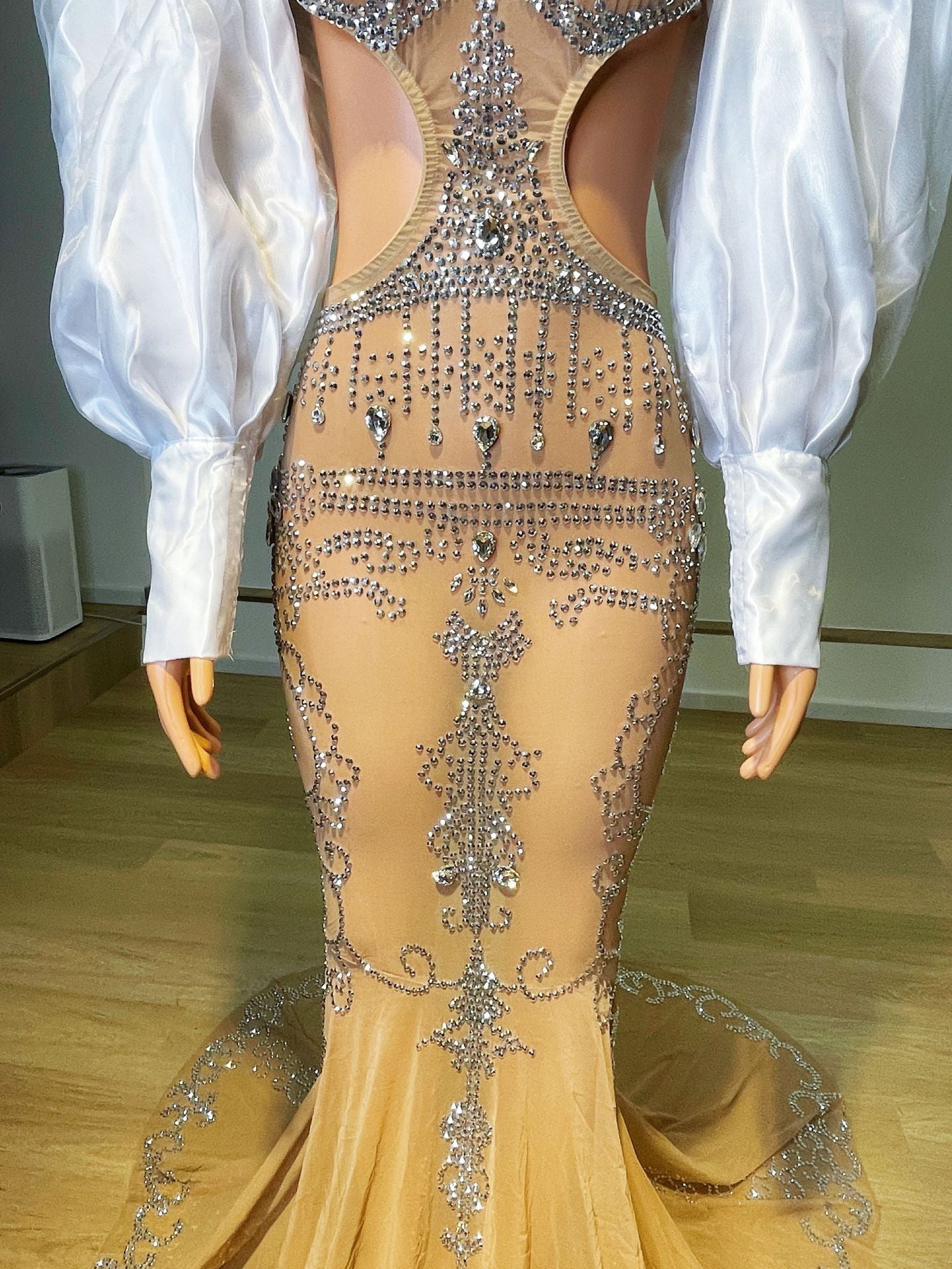 Sparkling Rhinestone Mopping Dress Backless