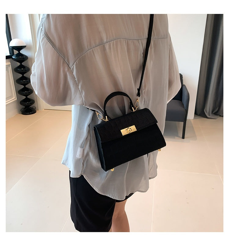 Borsa a tracolla piccola e alla moda, semplice, per il tempo libero, da donna, con una sola spalla