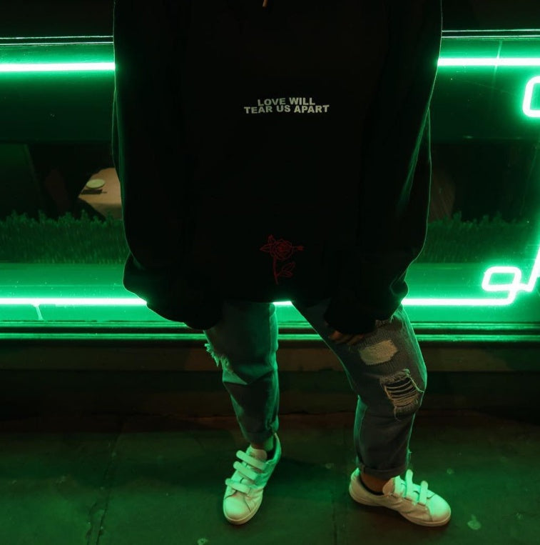Female street fashion loose hooded sweater