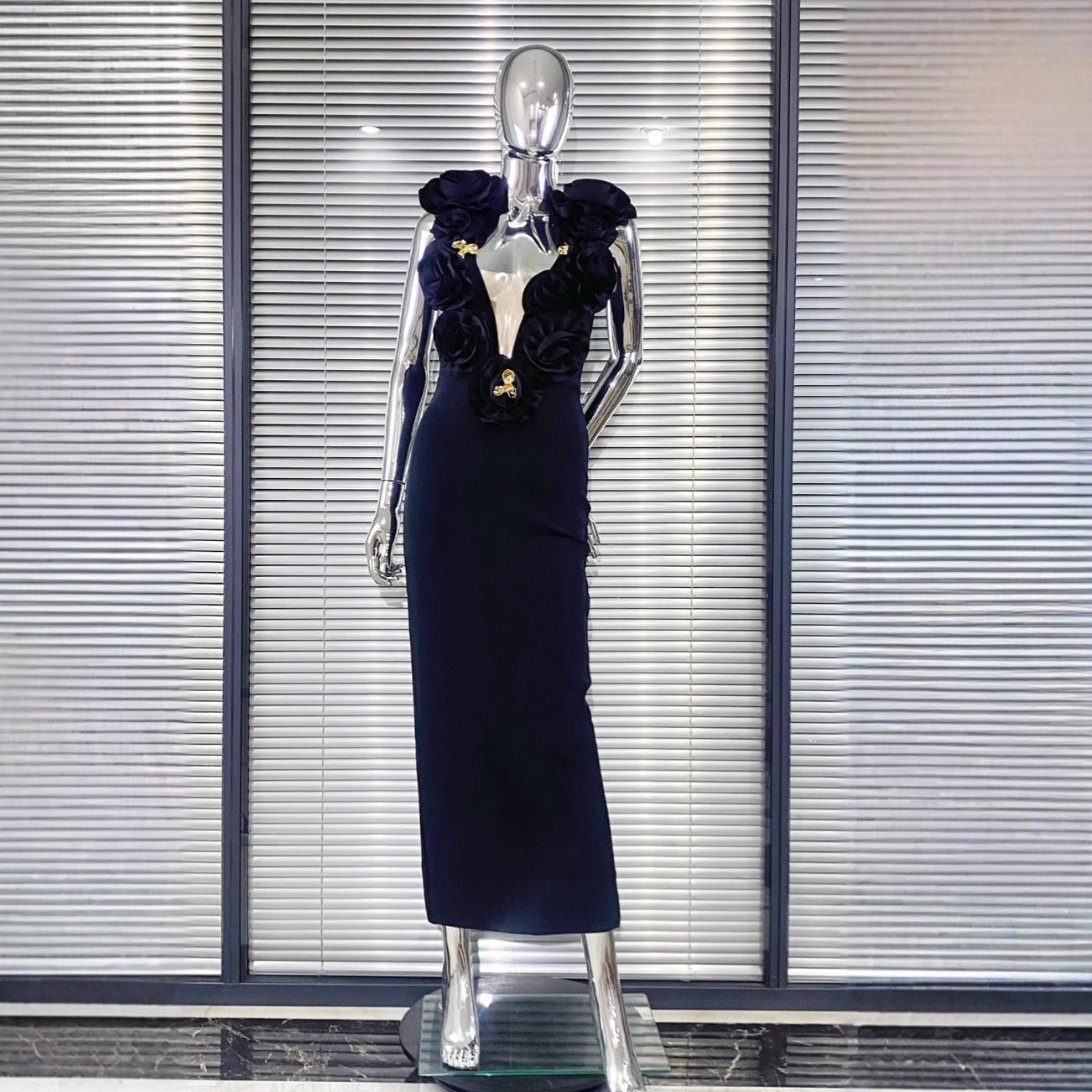 Three-dimensional Flower Sexy Dress Euros