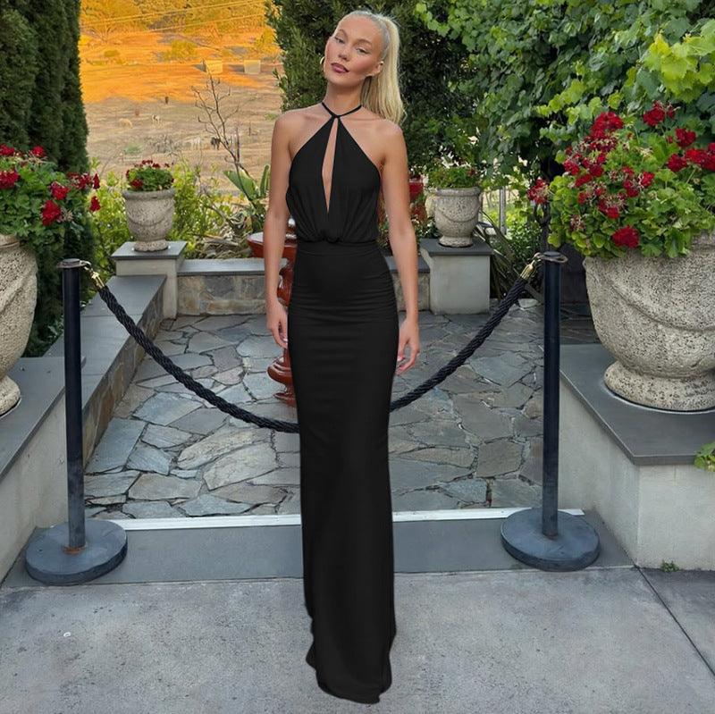 Robe dos nu ajourée à bretelles