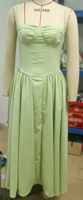 Abito alla moda, versatile e bello