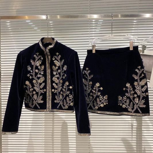 Sequin Leaf Embroidered Velvet Suit