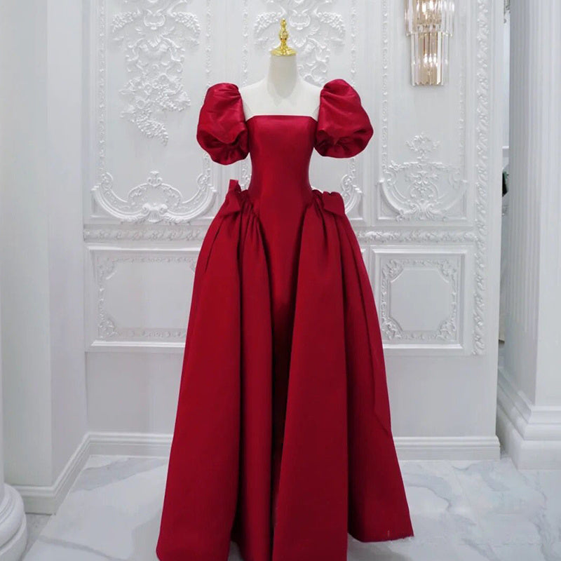 Robe de mariée rouge vin en satin à épaules dénudées, robe de fiançailles légère et luxueuse