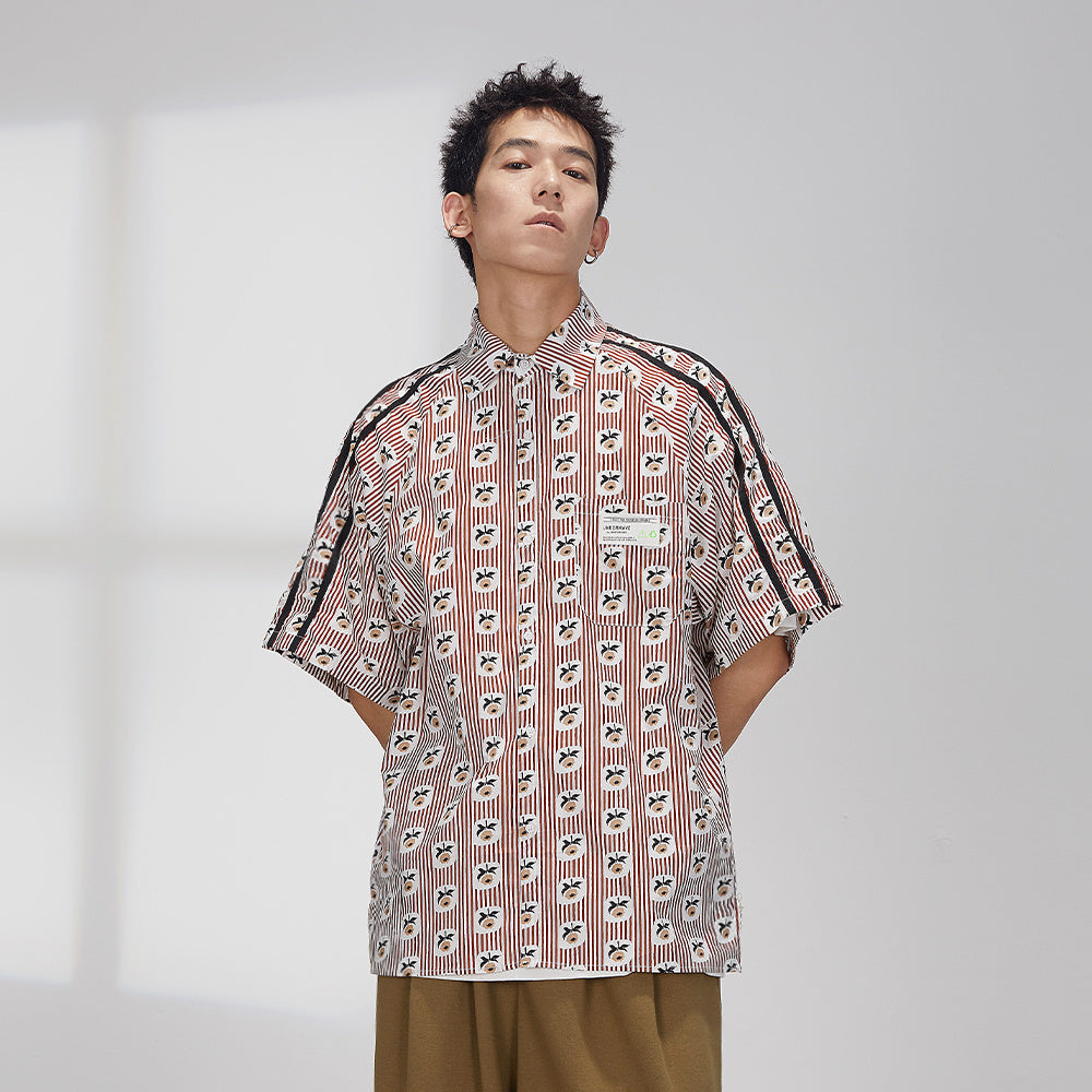 Short sleeve shirt with flowers