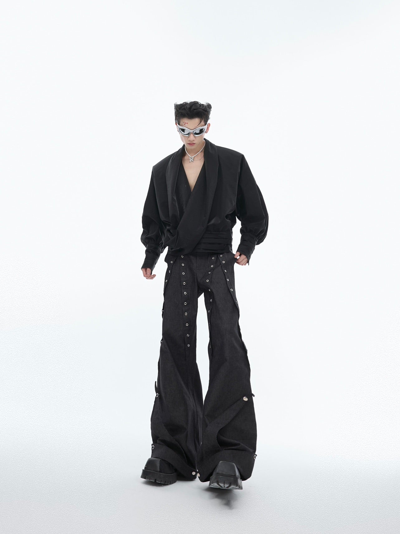 Salopette ornée de métal, pantalon ample à jambes larges en relief