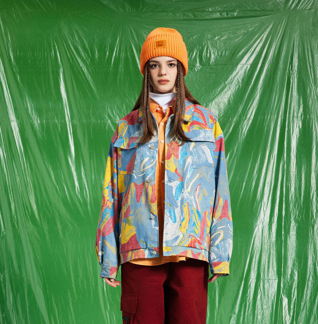 Giacca in denim con graffiti e dipinti a inchiostro vintage