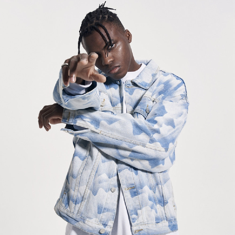 Giacca di jeans larga alla moda