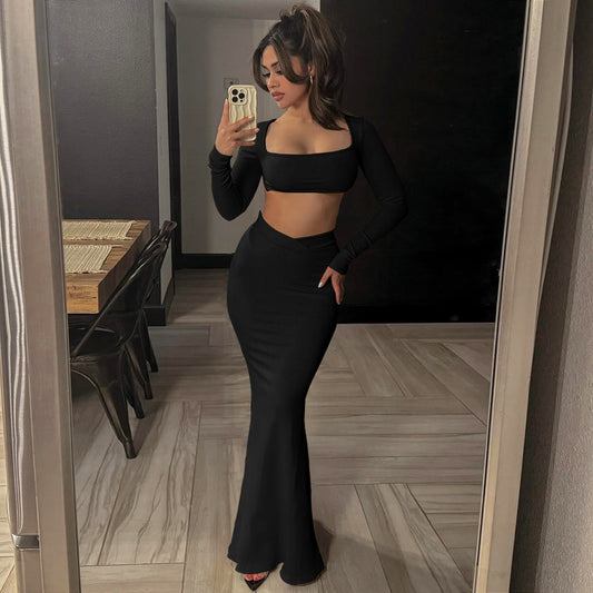 Ensemble deux pièces robe queue de poisson courte à col carré de couleur unie