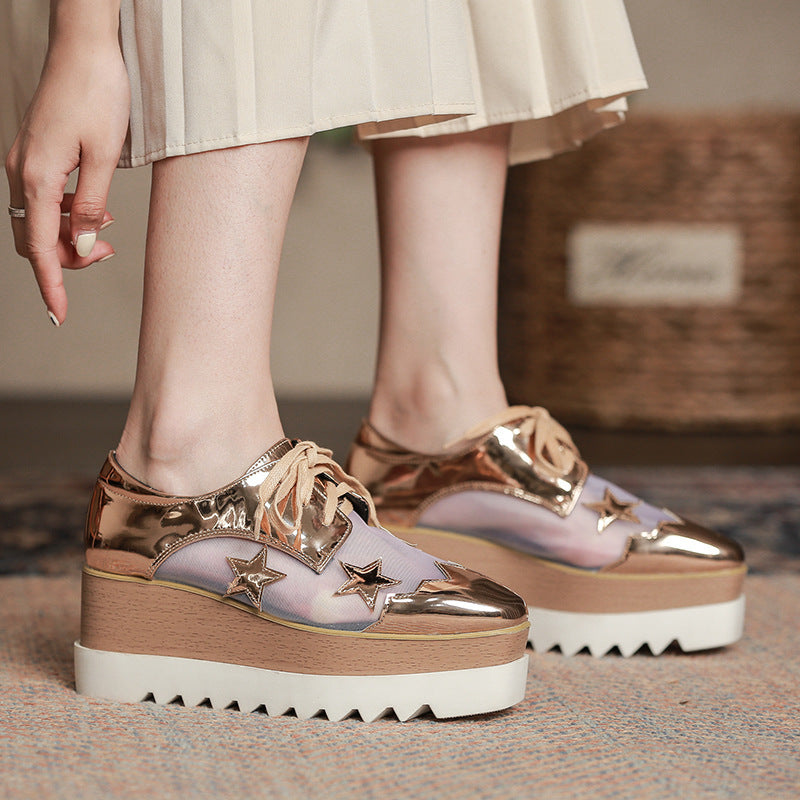 Scarpe con plateau in rete, traspiranti, con tacco a zeppa cavo