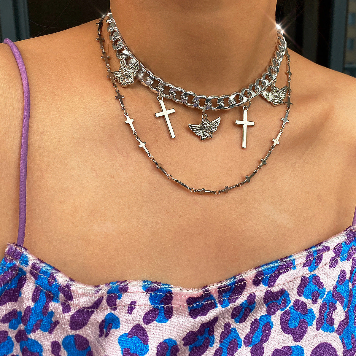 Collier de costume multicouche