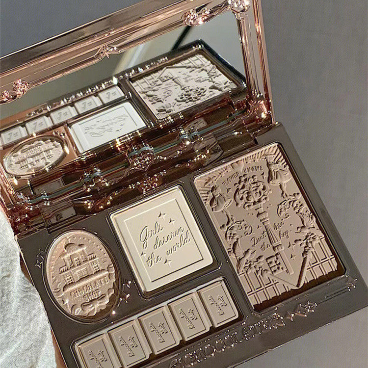 Fashion Highlighting And Contouring All-in-One Palette