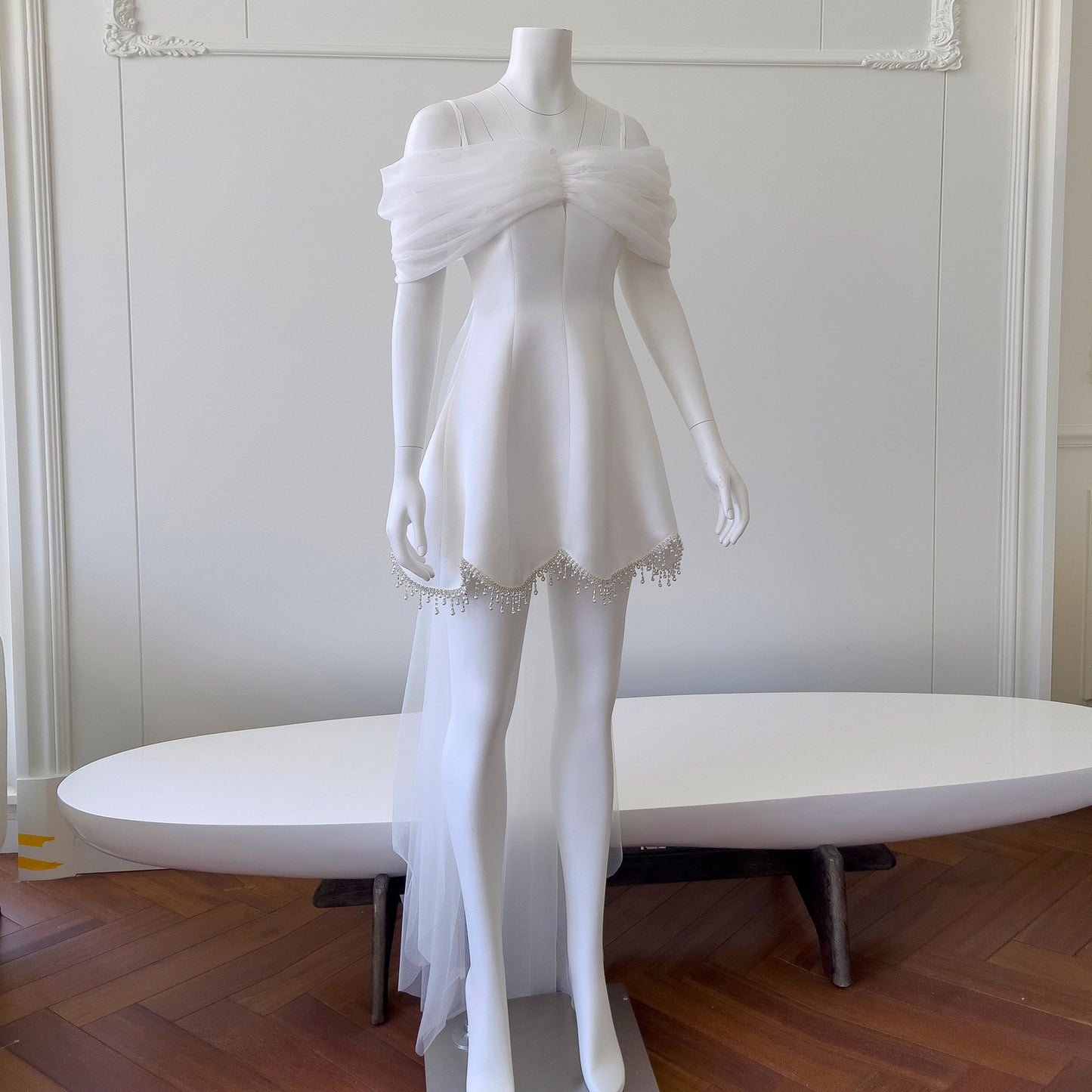 Three-dimensional Flower Mesh Pleating Sleeve Sling Light Luxury Dress