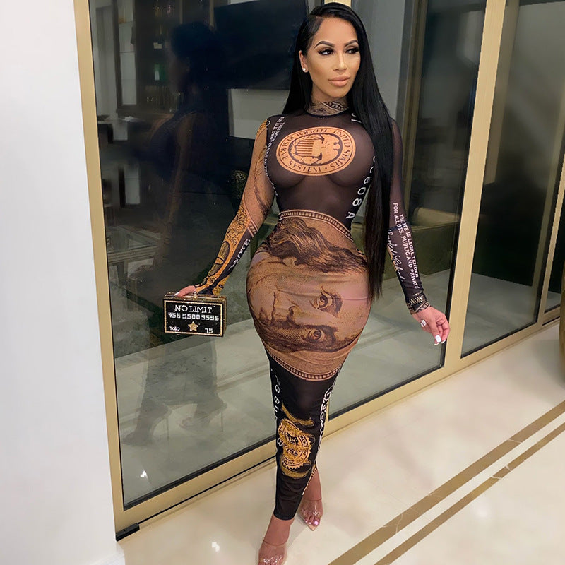 Robe une pièce transparente à manches longues