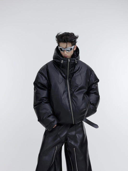 Déconstruction d'un manteau en coton épais à capuche